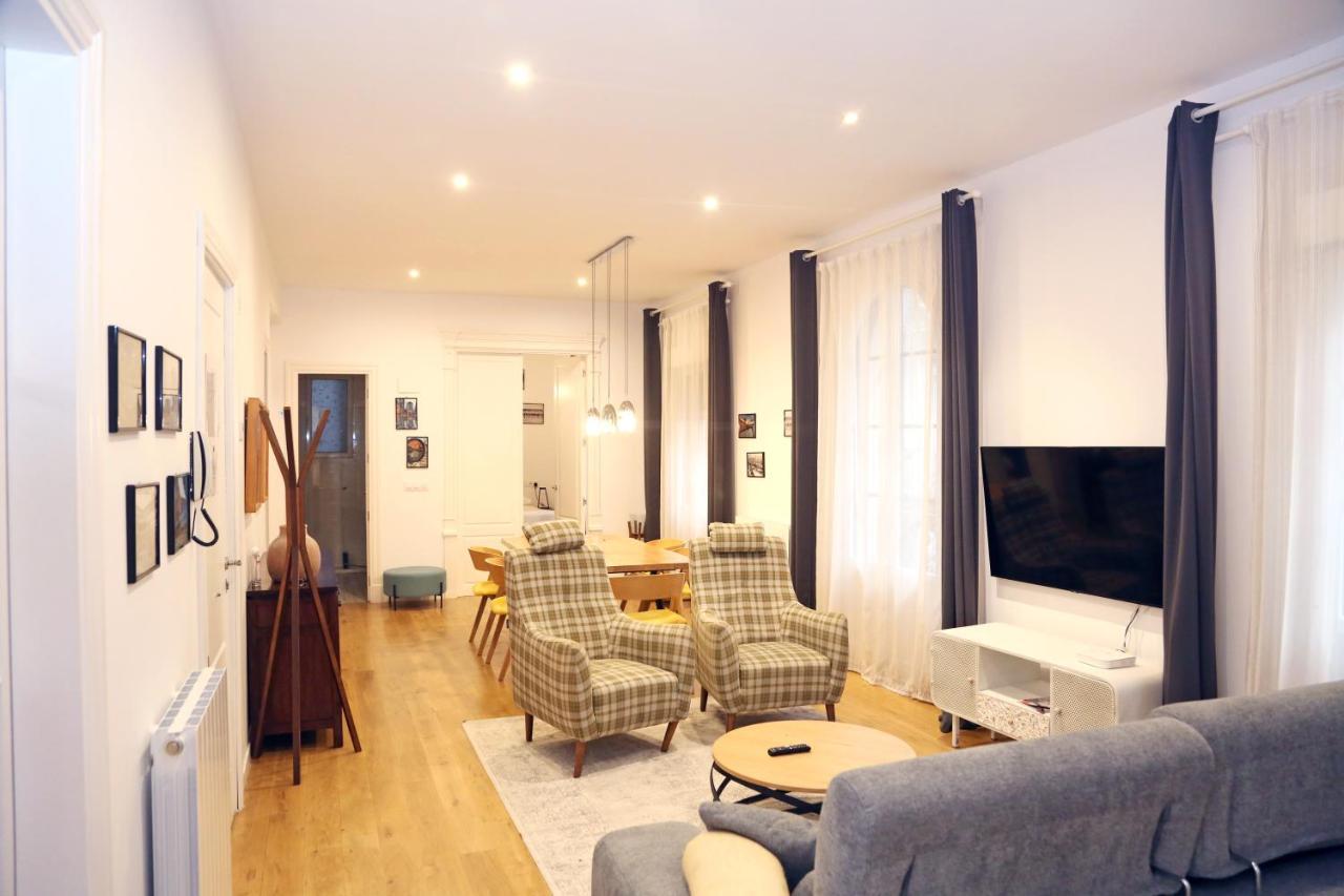 Piso Exclusivo Frente Al Casco Viejo Con Parking Gratis Apartment Bilbao Exterior photo