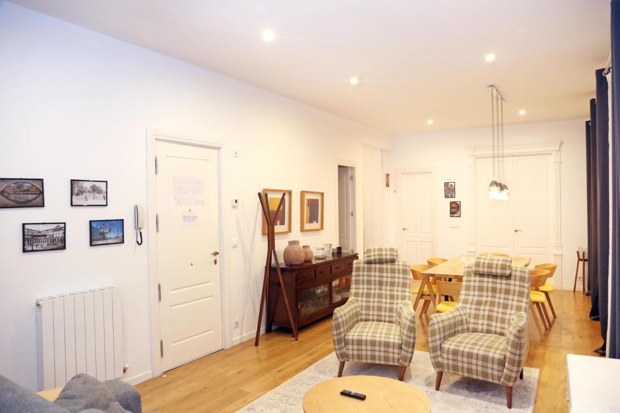 Piso Exclusivo Frente Al Casco Viejo Con Parking Gratis Apartment Bilbao Exterior photo