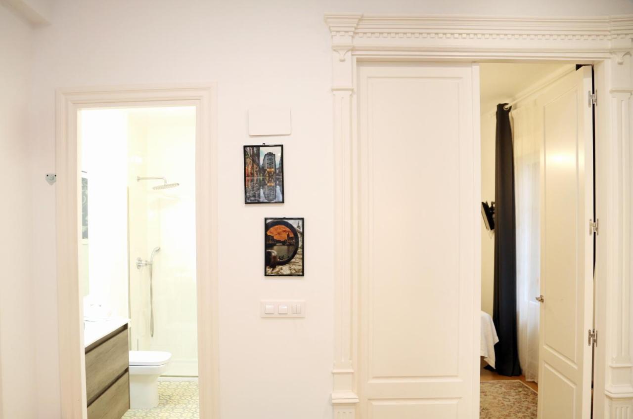 Piso Exclusivo Frente Al Casco Viejo Con Parking Gratis Apartment Bilbao Exterior photo