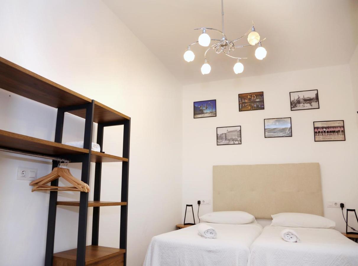 Piso Exclusivo Frente Al Casco Viejo Con Parking Gratis Apartment Bilbao Exterior photo
