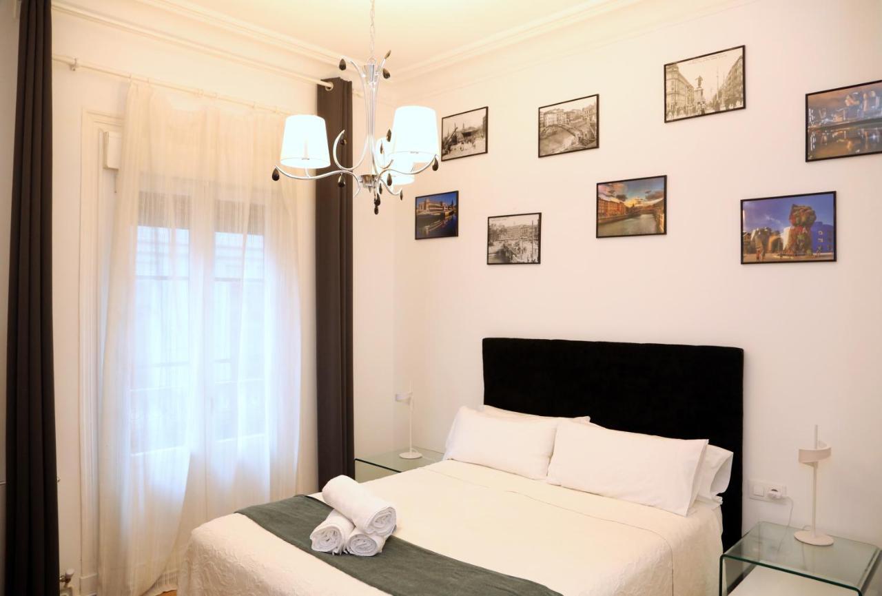 Piso Exclusivo Frente Al Casco Viejo Con Parking Gratis Apartment Bilbao Exterior photo